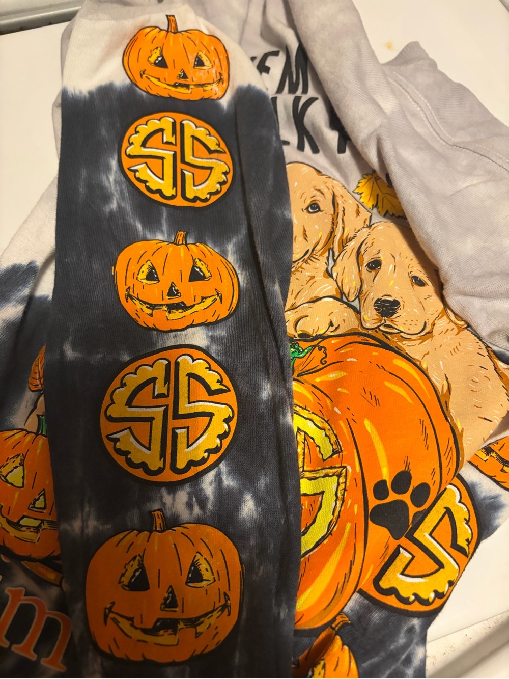 Simply Southern Black & Cream Tie-Dye Long Sleeve with Puppies & Pumpkin Graphic - Picture 6 of 8